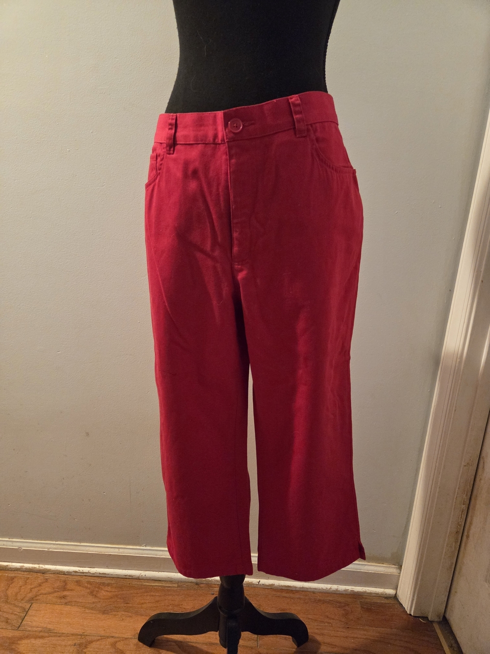 Chaps Red Capri Pants